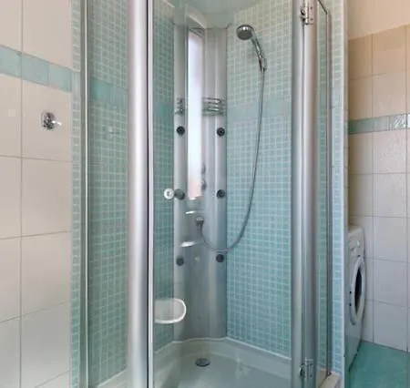 Mit Balkon Fuer Zwei Personen *