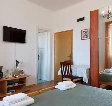 Mit Balkon Fuer Zwei Personen Apartment Split